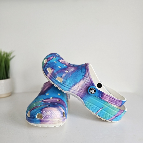 Crocs Classic Out Of This World Tie-Dye Multicolored Clogs Size 10 Men 13 Women - Picture 16 of 16